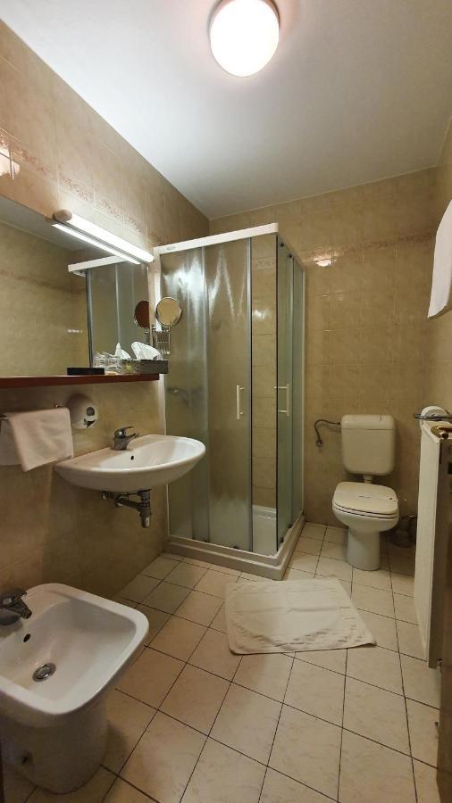 Hotel Sporn Radomlje Εξωτερικό φωτογραφία