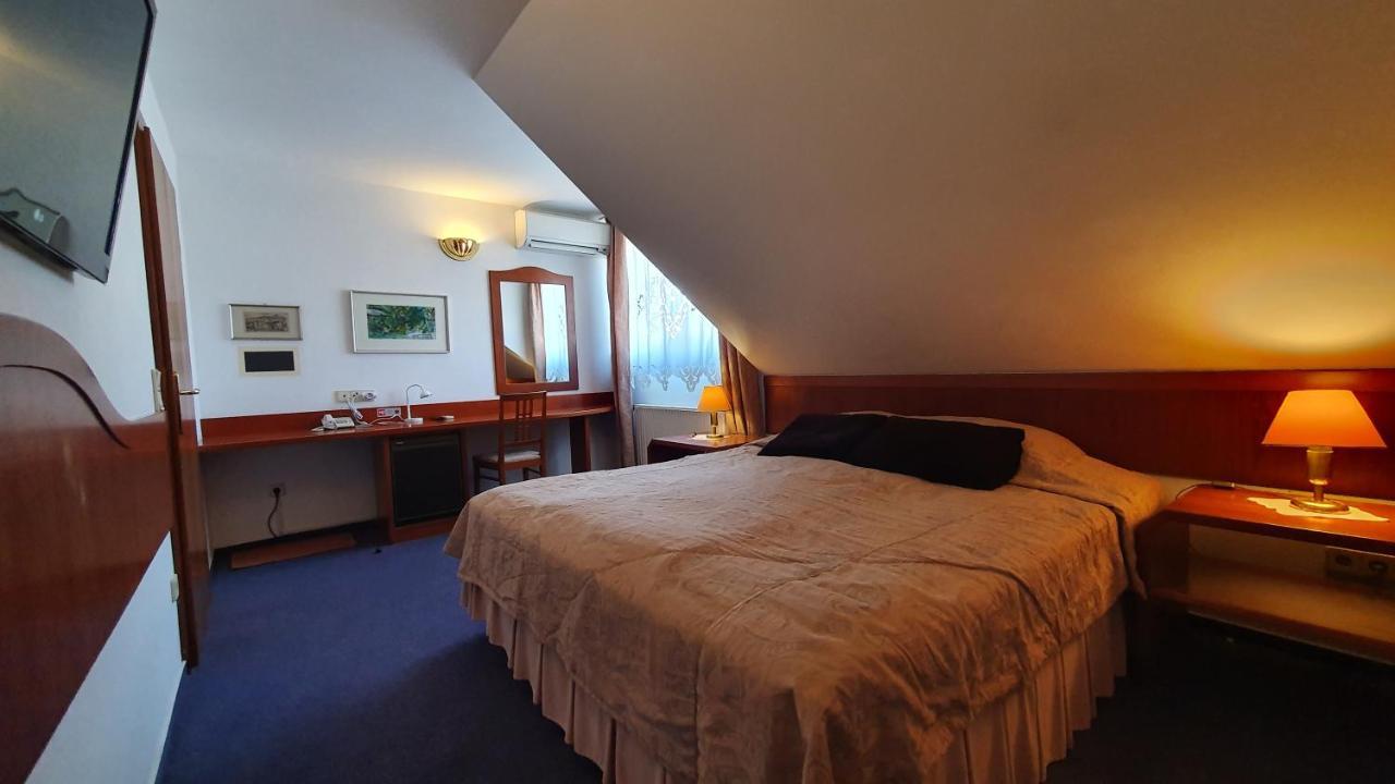 Hotel Sporn Radomlje Εξωτερικό φωτογραφία
